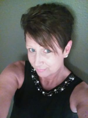 AlliCawley's profile picture. 