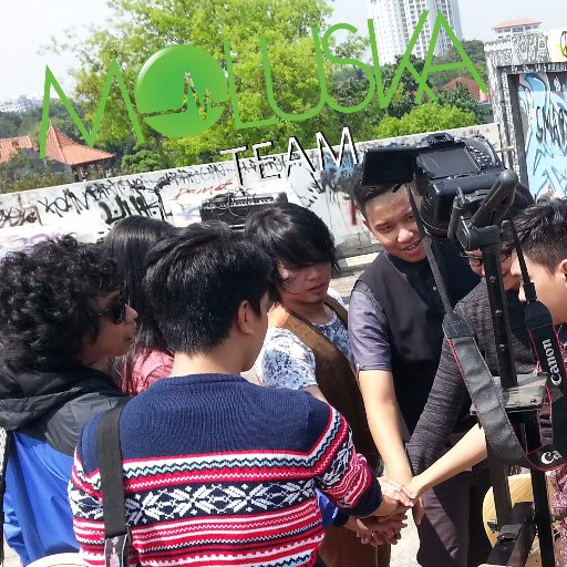 MoluskaTeam's profile picture. Team Produksi and Fanbase of @Bandmoluska . karena kita bagian dari mereka