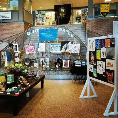 Official chapter of National Art Honor Society for Cumberland High School. Follow for updates and important info! Account managed by @juliastengel