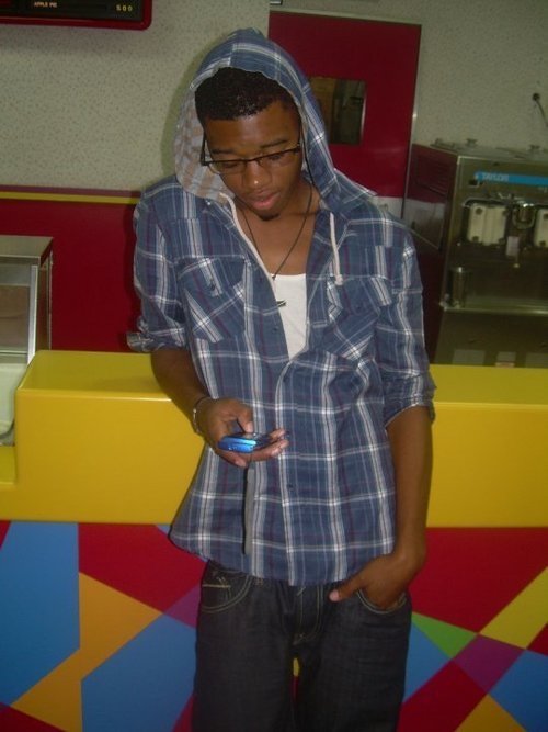 MIKEYBLUw's profile picture. 