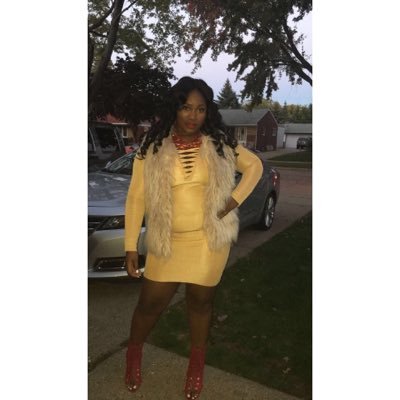 doseofauty's profile picture. Melanin and Chill?