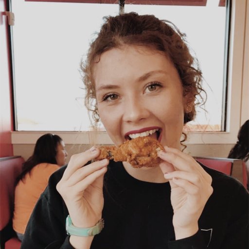 Fan account dedicated to Jamielee Jakubowski. If you're not talking KFC, Evita, or Jamielee, I don't want to talk.