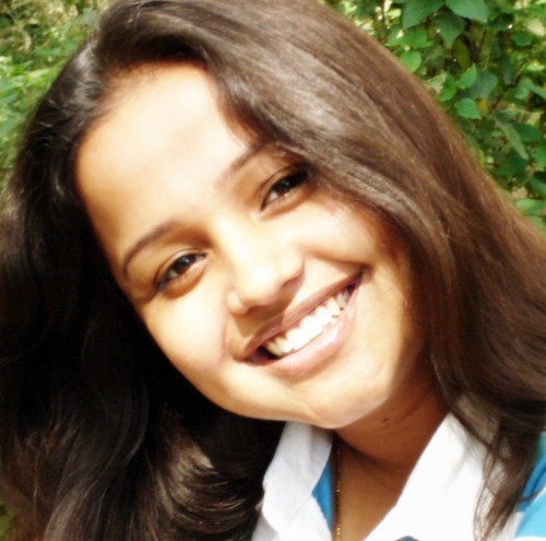 I love Life, and Loving People who belong with me is what  I live for! tooo much lovely lovely hogaya naa:-P