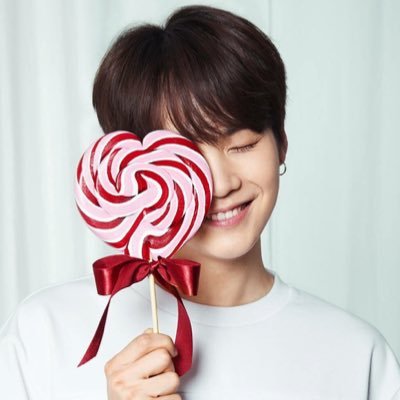 방탄소년단 슈가~🍭 너란 존재에 매일 감사해☆//