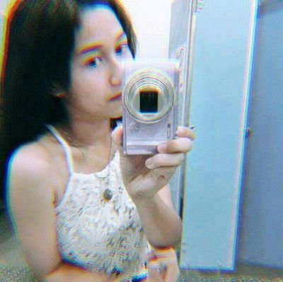 TipharatC's profile picture. ขนาดคนที่กูรักมาก
กูยังรักษาเค้าไม่ได้เลย