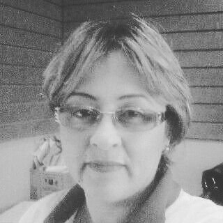Nacida en Caracas, Dtto. Capital, egresada de la Universidad del Zulia. LUZ Lcda. Comunicación Social. Publicidad y Relaciones Públicas
