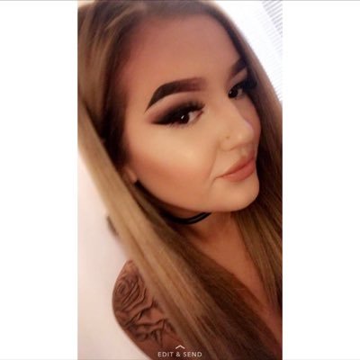 chloeconway8's profile picture. 