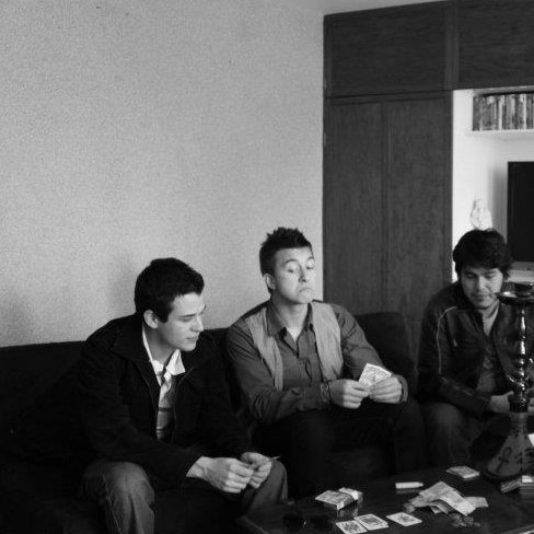 Recomiendo y busco música. Sugerencias y bandas, bienvenidas. #FollowBack