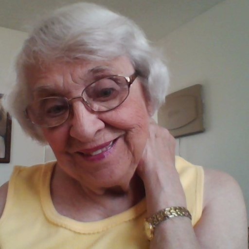 NilzaPolice's profile picture. Retired Teacher of Languages