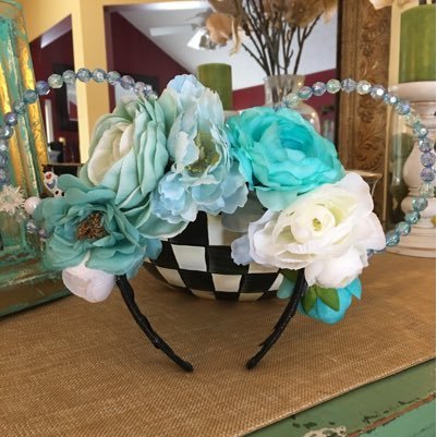mouseearplace's profile picture. Crafts Accessories Disney World