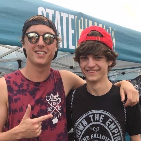 ETRyanG's profile picture. I told you that I would live in a castle. Also, I try too hard in @EvTakenOfficial