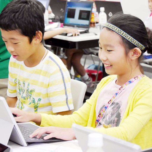 学研テックプログラムは、70年の教育の歴史を持つ学研が新たに取り組む小・中学生向けのプログラミングスクールです。
