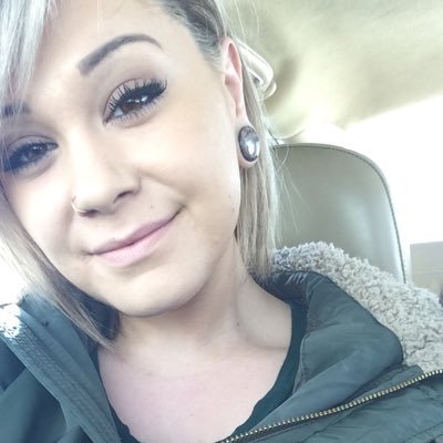 ♛♰☾❁