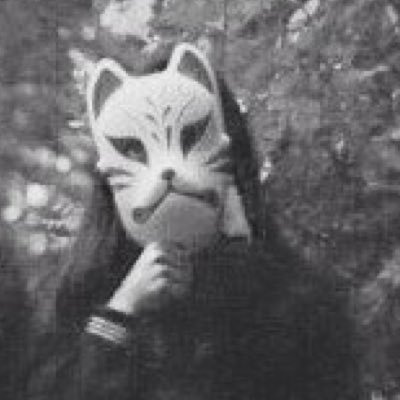 _elephantear's profile picture. 人間のゴミになる