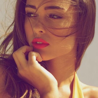 HeartSoPunished's profile picture. ❝Behind my eyes, there's a story you would never understand.❞[Marvel RP] #Queenie