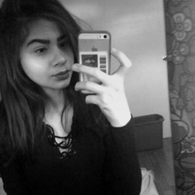 enriquezcx's profile picture. Insta: Kimberlyenriquez_ Snapchat: kimmy9040