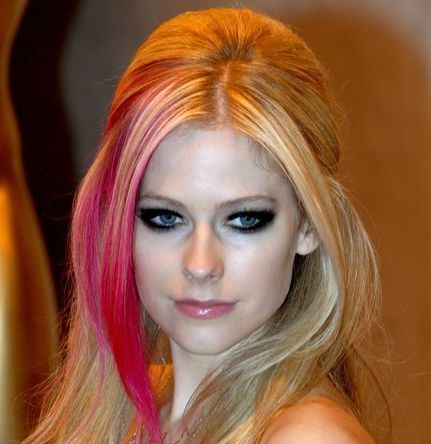 Daughter of Rhage. Just learned she's vampire. {RP Account}