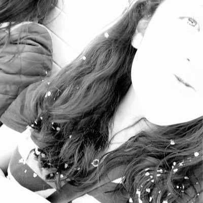 IsisNetzahual's profile picture. Entretenimiento Música Television