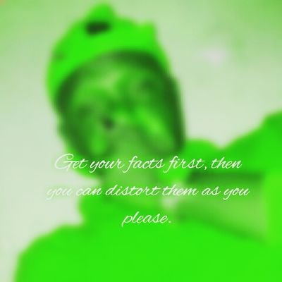 adecroen's profile picture. Music