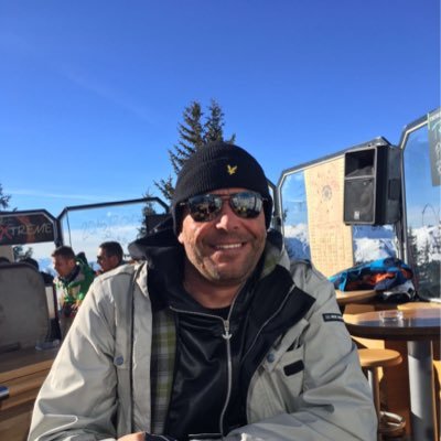 snoedt's profile picture. 