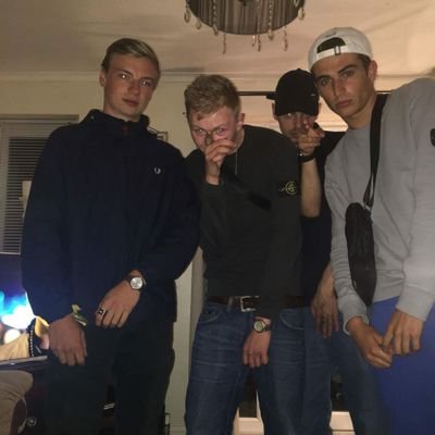 Riddlez98's profile picture. 