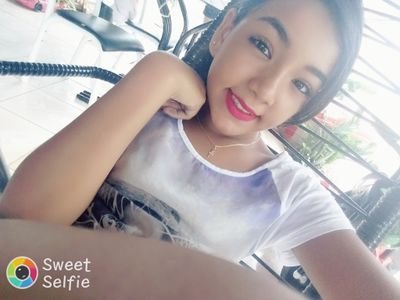 mariaed13725697's profile picture. Não gosta de mim ?Suave olha pro céu  e dps pro chão auto néh?Então esse é o tamanho do meu foda -se pra vc 😌❤🌿🍃🌚