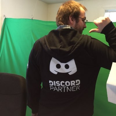 Small #Twitch Streamer, Partnered with #Twitch in 2015.
I variety stream Nintendo, Playstation and PC games.