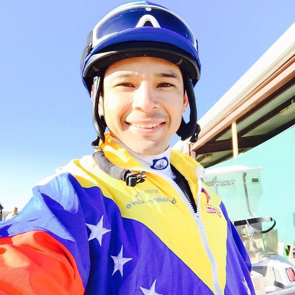 𝑷𝑹𝑶𝑭𝑬𝑺𝑺𝑰𝑶𝑵𝑨𝑳 𝑱𝑶𝑪𝑲𝑬𝒀 🇻🇪🏇🇺🇸