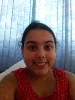 MarianaBonfim18's profile picture. 