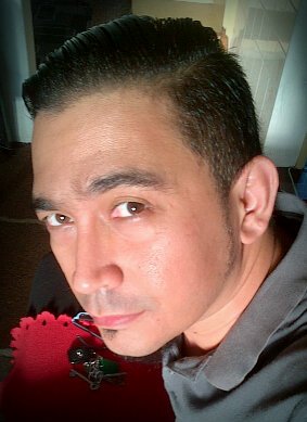 Just push the BUTTON.. And I will be yours.. Haha.. Let making moment/s together.. ^^