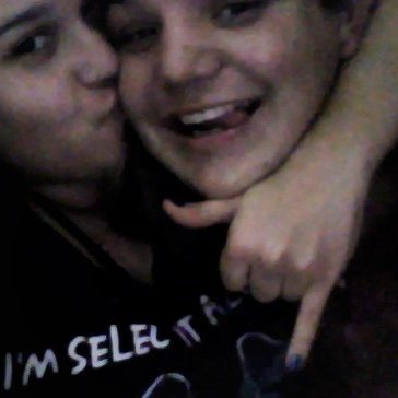 O amor é um ato de perdão interminável.... um olhar terno que se converte em hábito