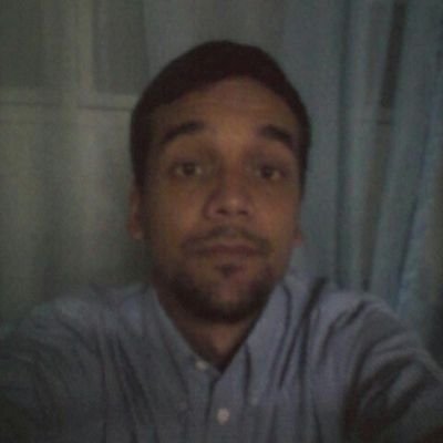 Soy un joven temeroso de Dios, líder, profesor por vocación, poeta y un nativo digital. Solo escribo lo que mis ojos ven y mi mente absorbe.