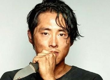 Glennlelivreur's profile picture. Un jour je me suis réveiller dans le noir ,j'ai réalisé que j'étais sous terre,j'ai essayé de remonter à la surface . J'ai retrouvé Maggie