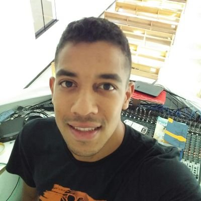 carloshatus's profile picture. #PrimeiroDeus