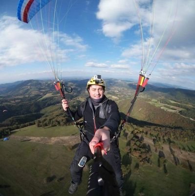 Paragliding pilot, nature lover, phd student, coordinator of Serbian science festival and science teacher