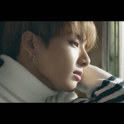 99line 【防弾少年団】【ARMY】
ジョングク☺
ARMY達と繋がりたいです!【@BTS_twt】
しなの大好きなオンニ💗【@mi_vlove_ARMY】