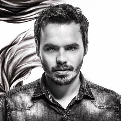 Twitter Oficial de Benja Rojas. Actor. Amante de la Música.