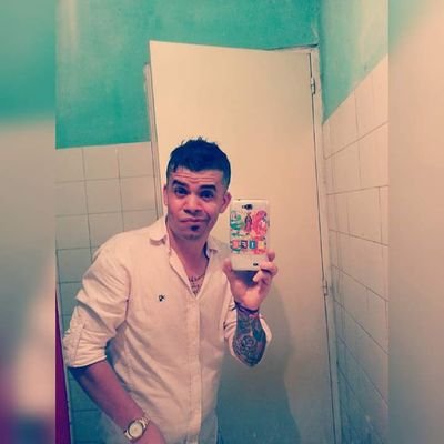 darser1984's profile picture. Escorpiano..terco..caprichoso..caprichoso...escorpiano..terco😅😅