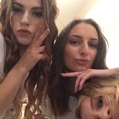 SophieeBaylis16's profile picture. plot twist