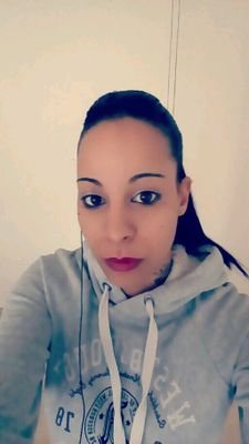 Nina71433662's profile picture. 