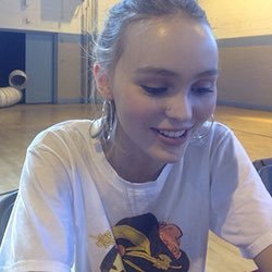 DELEVlNIALL's profile picture. @GORGEOUSEX