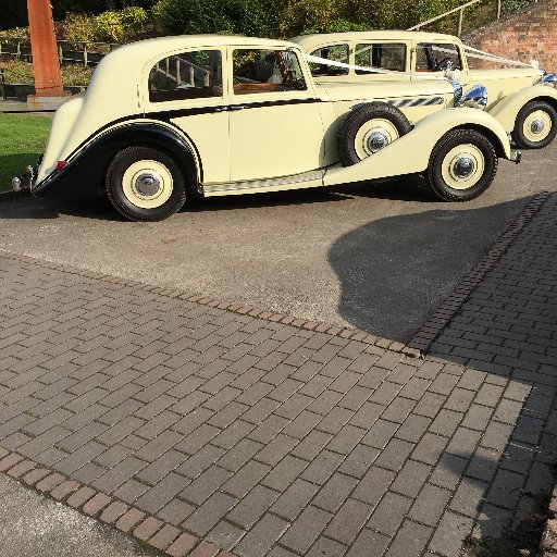 Beautiful Classic Wedding Cars based in South Staffordshire serving Staffordshire and the West Midlands