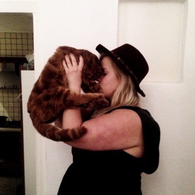 Naomis_brain's profile picture. I am not good at twitter