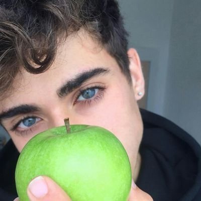 Rpxwarren's profile picture. E.