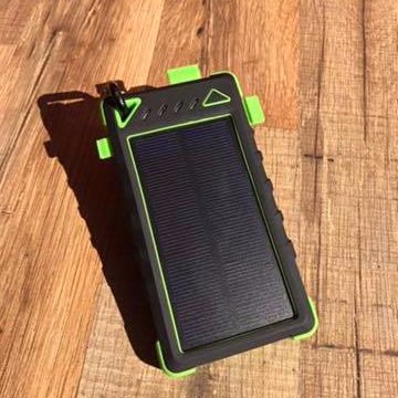 Help me, help you stay connected 📡🌎🔋 I’m a battery that fits in your pocket and can keep your stuff charged. My solar panel and flashlight can help too!
