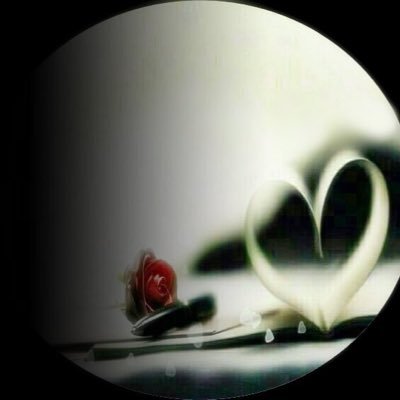 hanaya_alrruh's profile picture. الحياه أجمل بكثير عندما تكون في طاعه الله،..(كون جميل القلب تهواك القلوب)