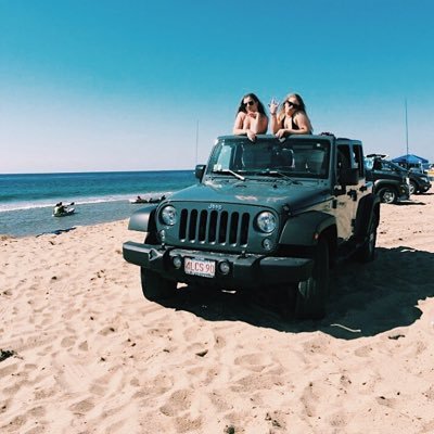 emsouz19's profile picture. choose to be happy