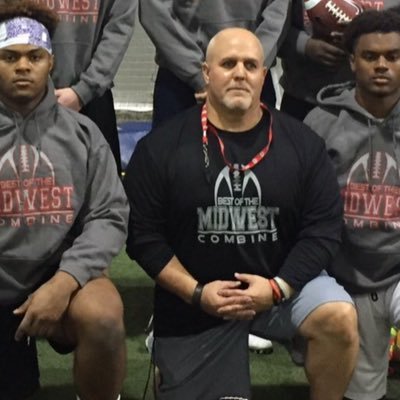 NFL/CFL agent,President, Coaches & Player Personnel @DynamicSportGrp Founder/ Director- Best Of The Midwest Combine .