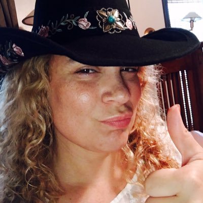 var1010's profile picture. 