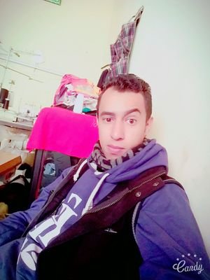 Mahmoud82006555's profile picture. عيش لنفسك ترتاح 
Uwk.07 😍😍